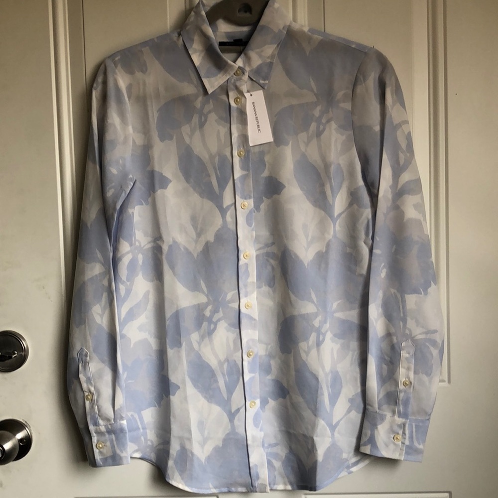 NWT Banana Republic Dillon Shirt | Blue & White | Size XS | 100% Poly